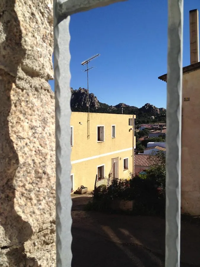 Antica Dimora La Corona San Pantaleo Hotel
