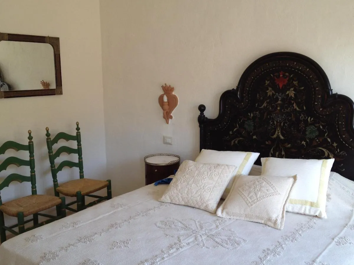 Antica Dimora La Corona San Pantaleo Hotel