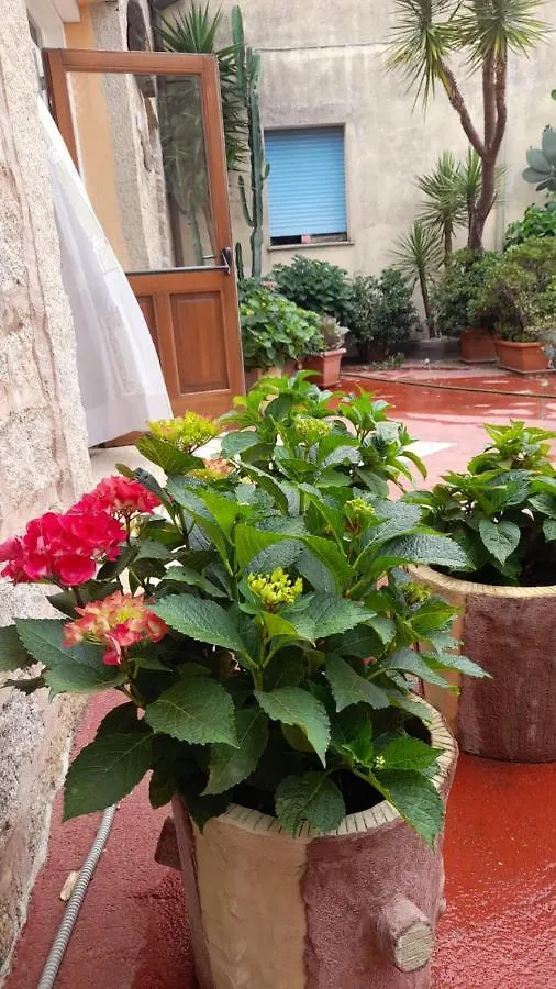 Hotel Antica Dimora La Corona San Pantaleo