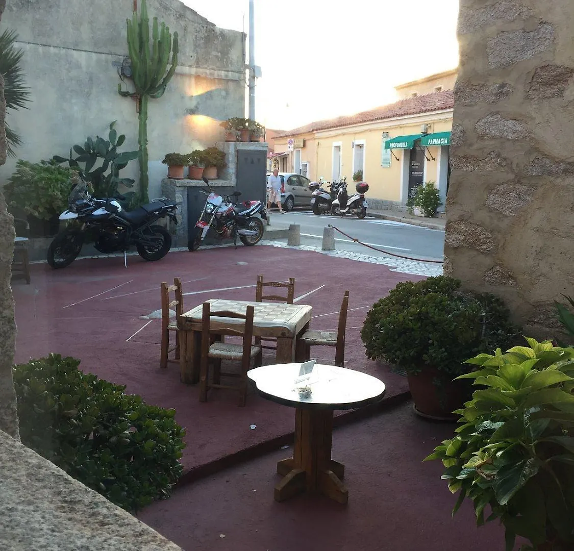 Hotel Antica Dimora La Corona San Pantaleo