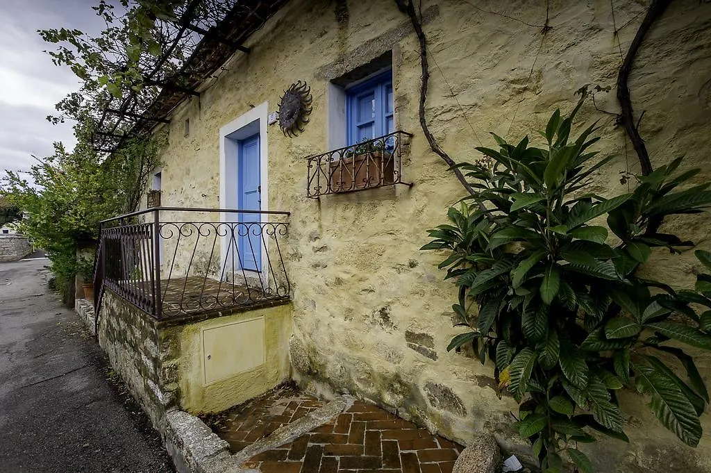*** Hotell Antica Dimora La Corona San Pantaleo Italien